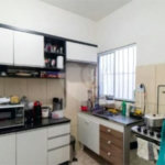 Casa com 200m² , 4 dormitórios , sendo 3 suítes , 2 vagas , à venda no Jabaquara.