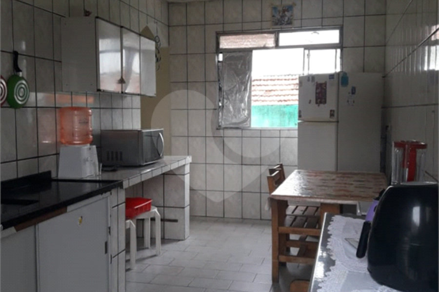 Terreno à venda de 251m² na Chácara Inglesa