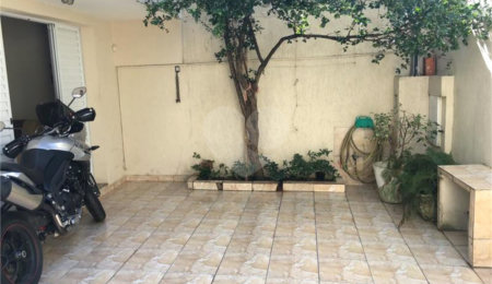 Sobrado à venda com 5 quartos, sendo 3 suítes,  em Santo Amaro, São Paulo, SP