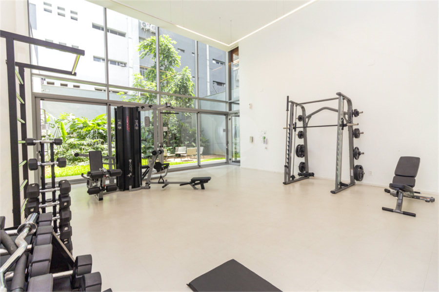 Duplex com 159m² à venda com 2 suítes, 1 dormitório, 1 escritório e 2 vagas de garagem nos Jardins