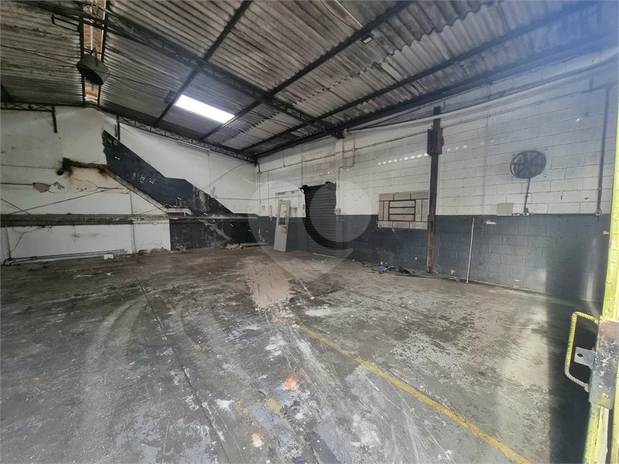 Galpão Comercial para Locação no Jardim do Trevo em Campinas com 276 m² de Área Construída e Amplo Terreno