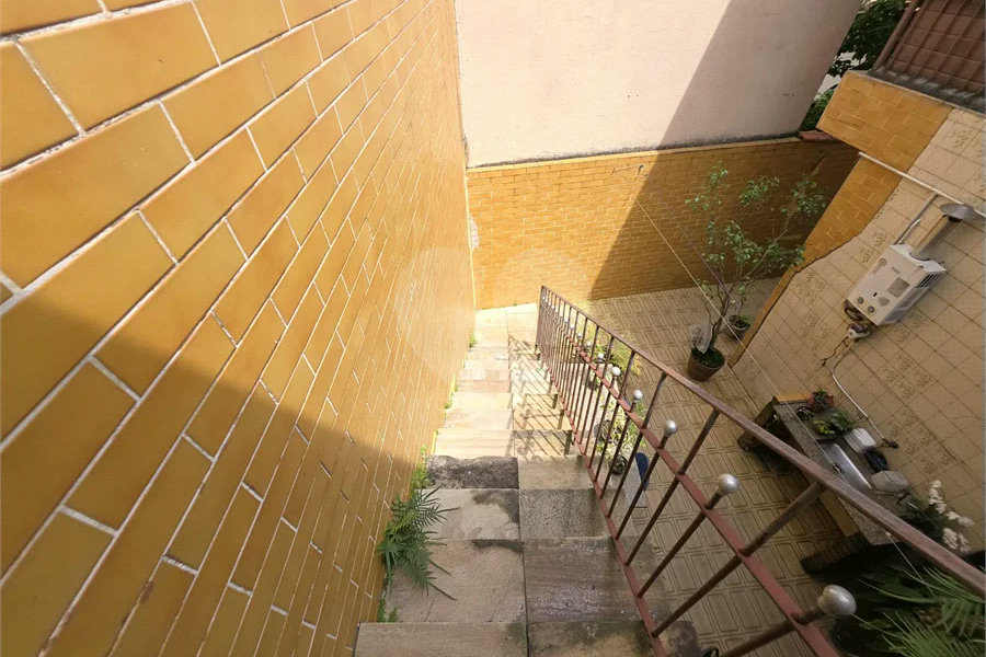 SANTANA - CASA COM 2 MORADIAS - 10m DE FRENTE - 3 VAGAS