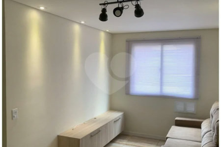 Apartamento à venda na Frei Caneca, 28 m², 1 quarto