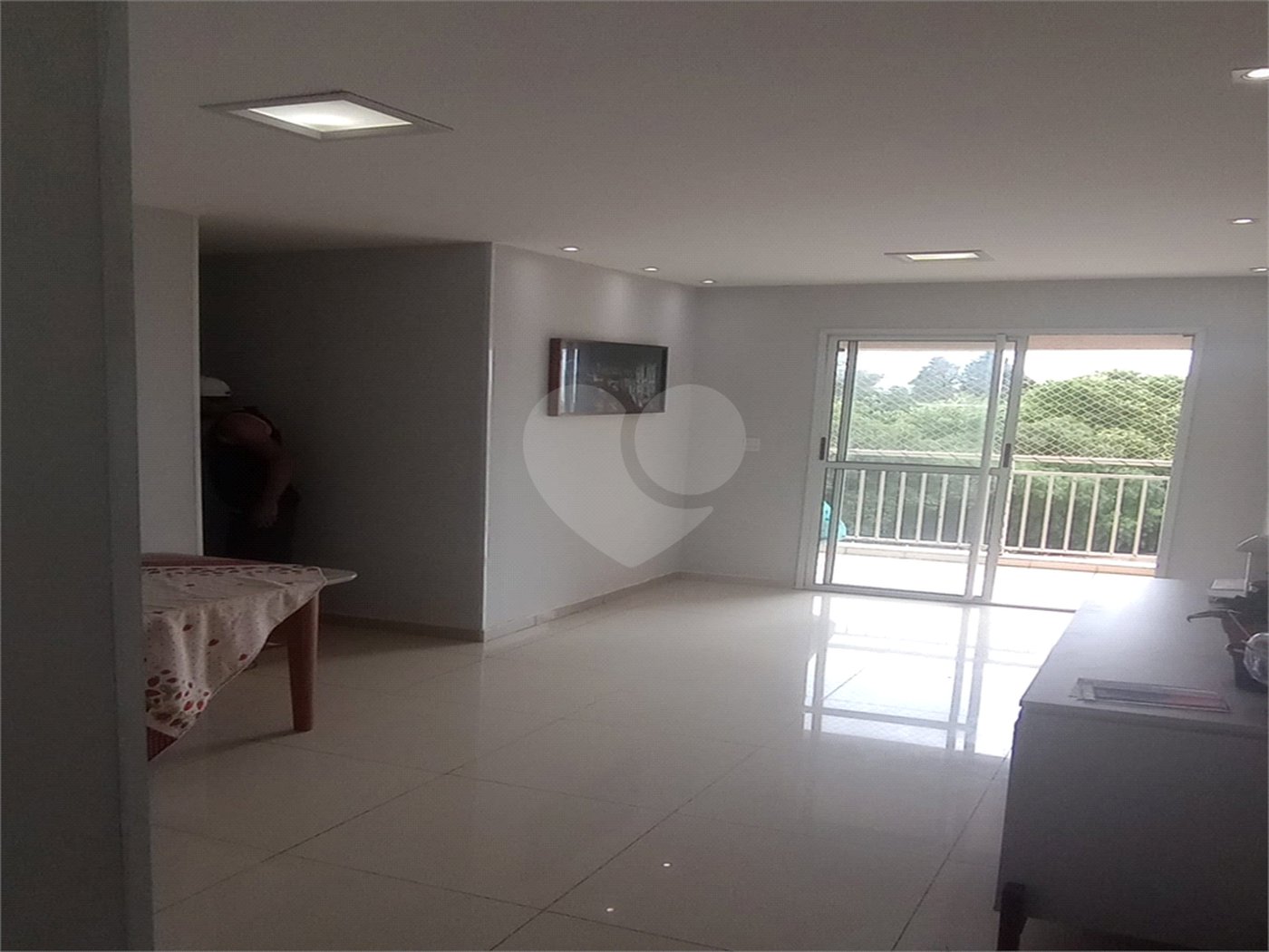 Apartamento à Venda – Condomínio Vila Verde Sabará 3 dormitórios 1 suíte.