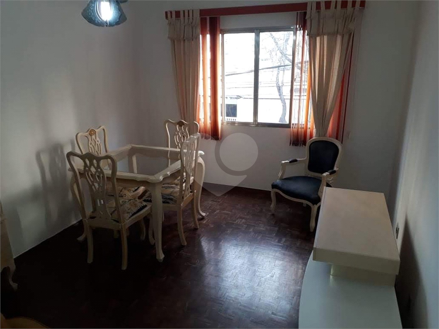 Apartamento para locação na Saúde de 80m² com 2 dormitórios.