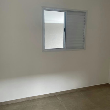 Sobrado à venda com 2 quartos, sendo 1 suíte, em Jardim Princesa, Praia Grande - SP