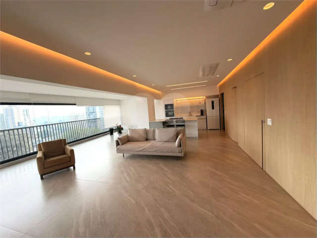 Apartamento para alugar com 2 suítes em Alto da Boa Vista, São Paulo, SP