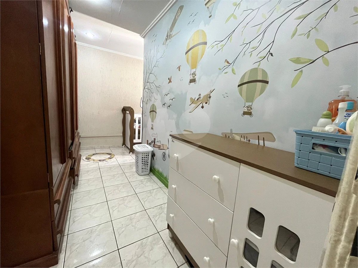 **SOBRADO À VENDA | 3 DORMITÓRIOS | 3 VAGAS | 147m² | PONTE GRANDE – GUARULHOS**