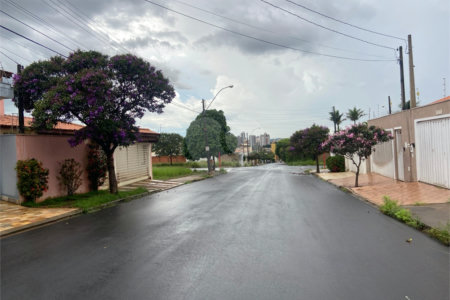 Casa térrea no Centro