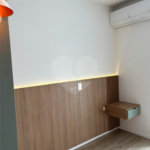 Apartamento com 33m2 - cozinha - 1 quarto - home office - varanda - em Higienópolis.
