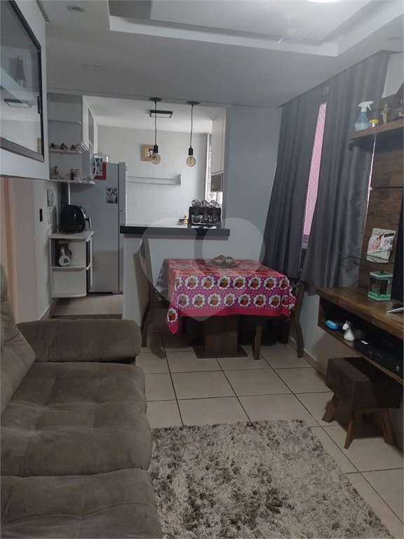 Apartamento no Condomínio Mont Royal