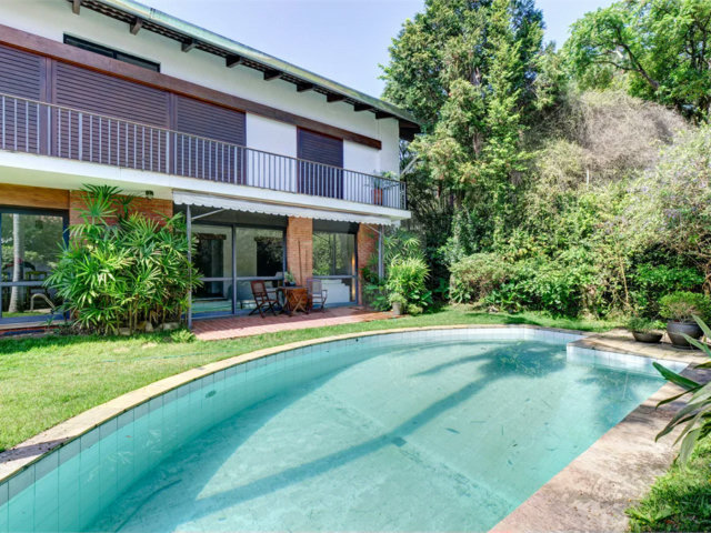 Sobrado à venda ou para alugar com 4 quartos, sendo 2 suítes,  em Alto da Boa Vista, São Paulo, SP