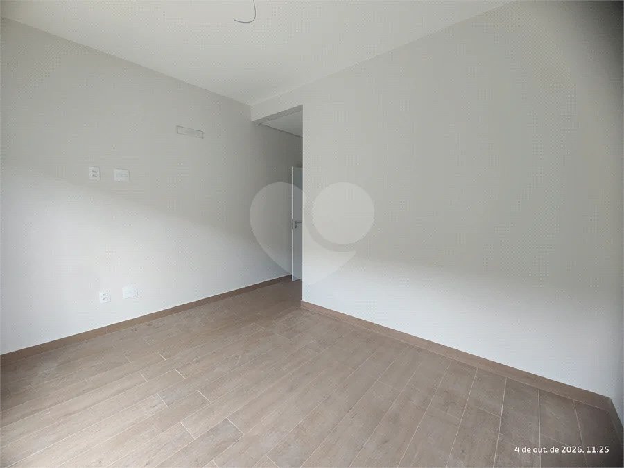Casa exclusiva em Atibaia de alto padrão com 3 suítes, piscina, espaço gourmet, condomínio fechado, aceita financiamento