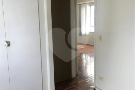 Apartamento com 2 quartos, 1 vaga de garagem, à venda no Bosque da Saúde