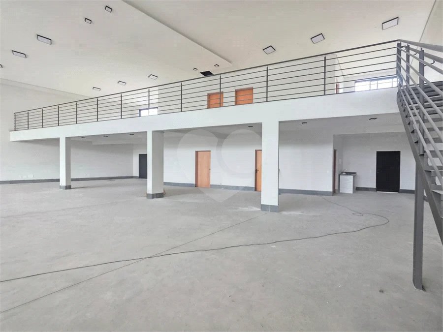 Prédio Comercial para Locação no Jardim Santo Antônio em Valinhos/SP