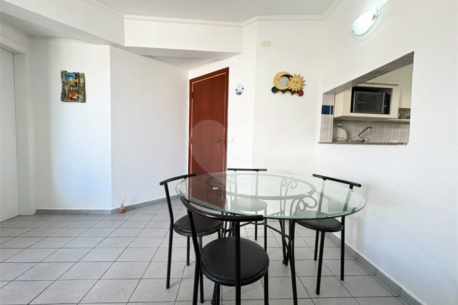 Apartamento à venda com 2 quartos, sendo 1 suíte,  em Riviera de São Lourenço, Bertioga, SP