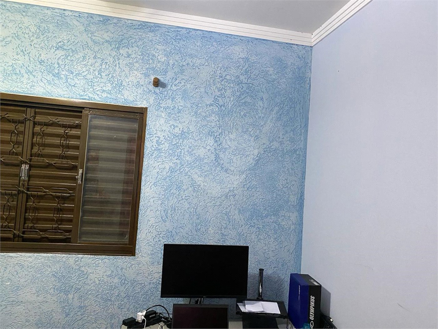 Vende-se casa no Jardim Paulistano 02 dormitórios