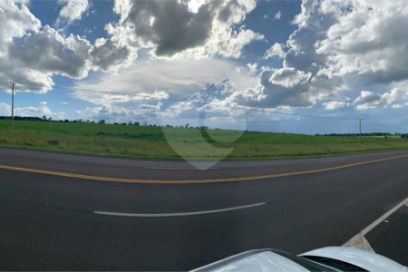 Área de terra no distrito de Água vermelha/SP