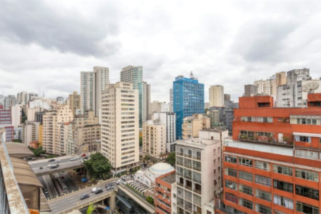 Cobertura para Locação e Venda com 330m² - Bela Vista