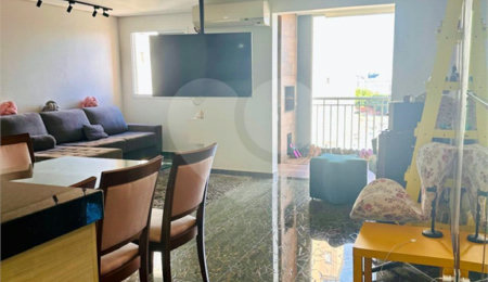 Apartamento à venda com 2 quartos, sendo 1 suíte,  em Mooca, São Paulo, SP
