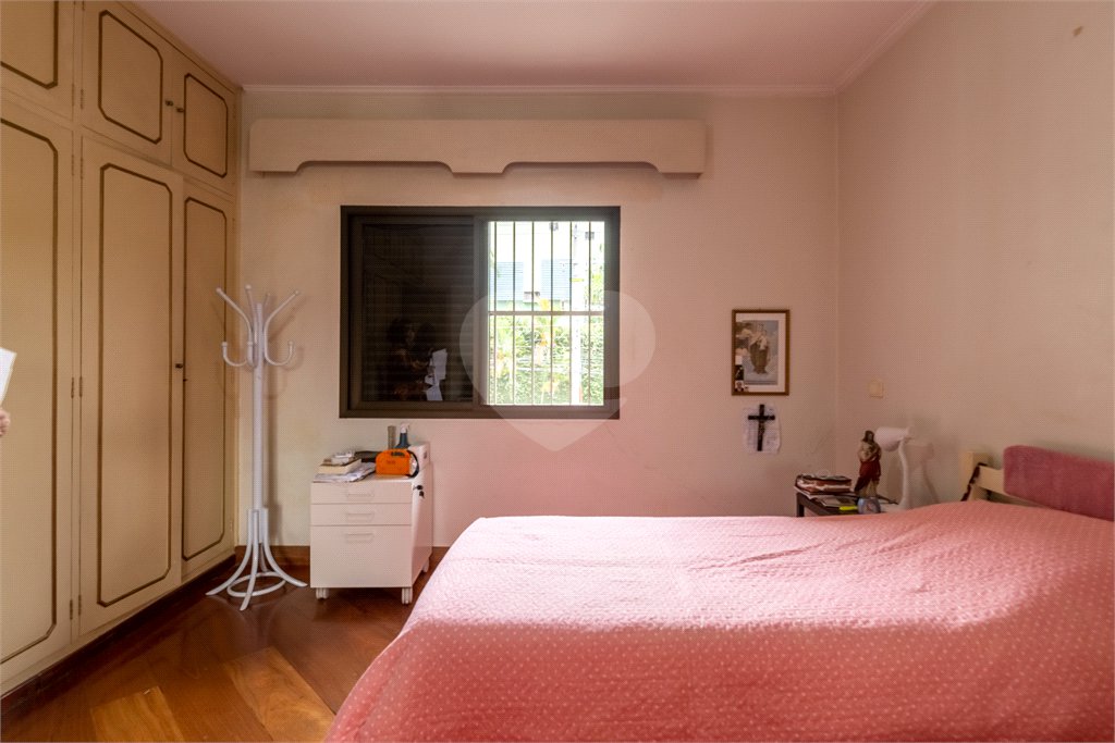 Sobrado à venda com 3 quartos, sendo 1 suíte, em Jardim Prudência, São Paulo, SP