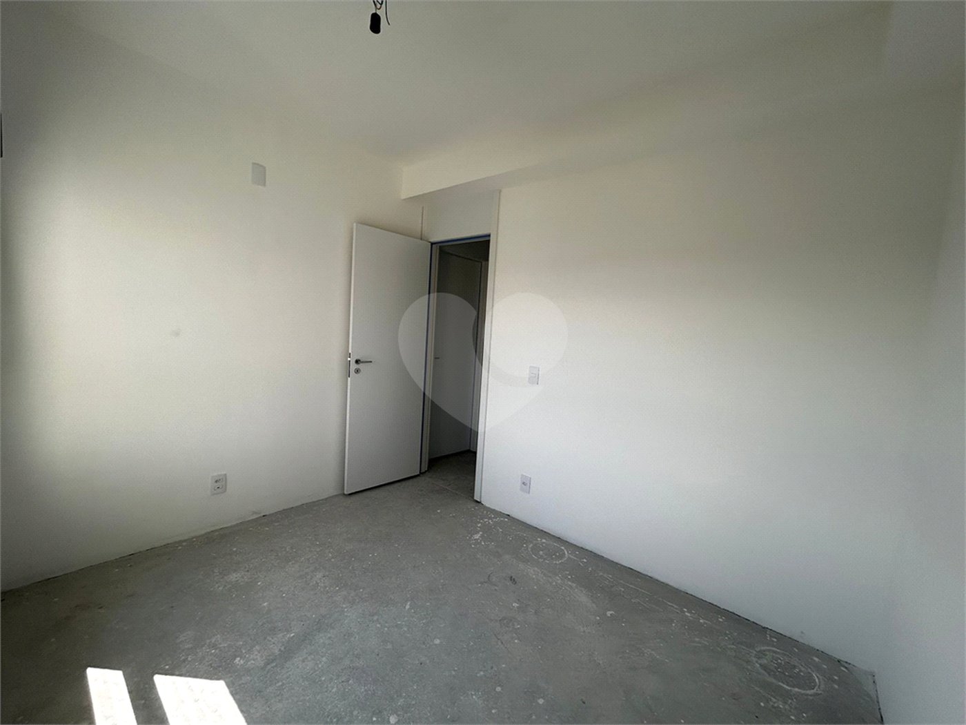 APARTAMENTO À VENDA NA VILA CLEMENTINO