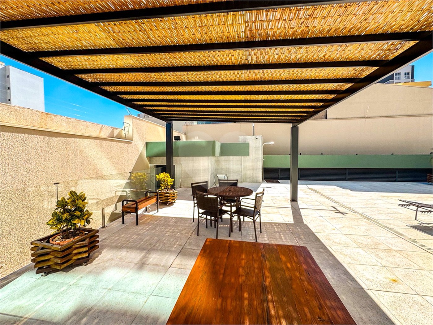 Apartamento à Venda no Centro de São Carlos - com 3 Suítes.