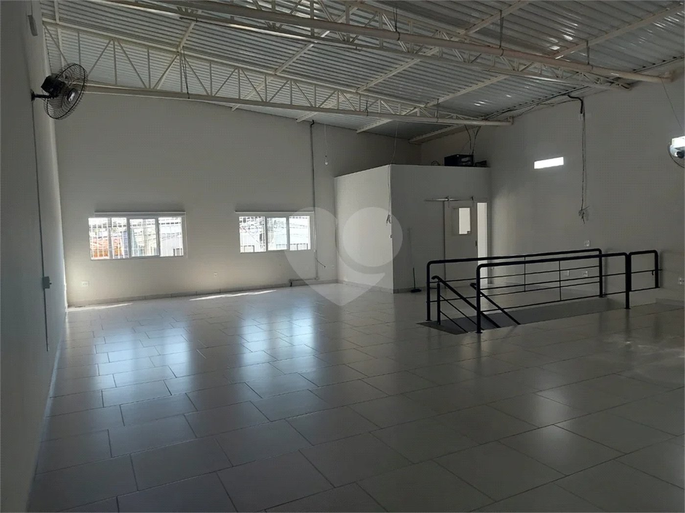 Salão Comercial para locação em Indaiatuba/SP no Bairro Vila Georgina -Fotovoltaica instalada.