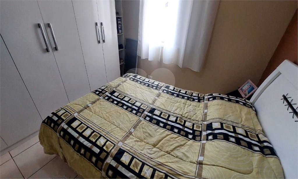Sobrado a venda em Condominio fechado 80m 02 dormitórios 01 vaga