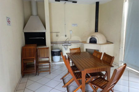Casa no Condomínio Vila Verde Sabará.