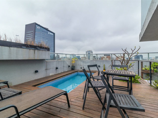 Cobertura à venda com 3 suítes em Vila Olímpia, São Paulo, SP
