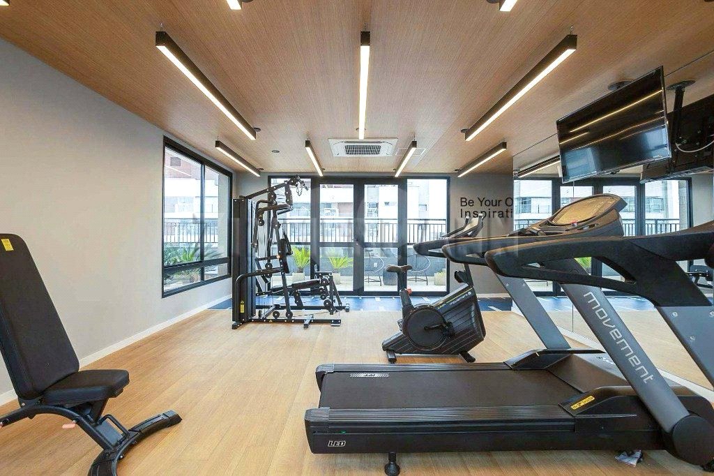 Apartamento a venda com 1 dormitório, sala com varanda e próximo ao metrô Vila Madalena.
