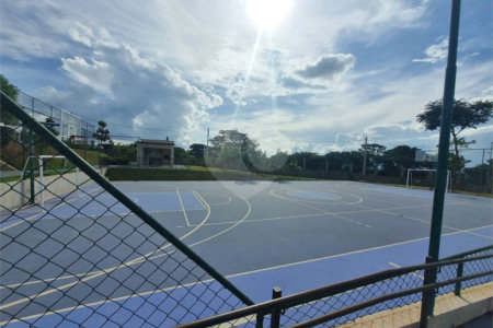 Terreno à Venda no Condomínio Villeneuve 10X24– Oportunidade Imperdível!