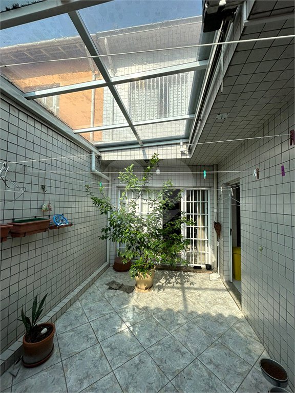 Sobrado venda no Alto da Mooca, com 266m2, 4 quartos, 3 salas, área gourmet e 2 vagas de garagem