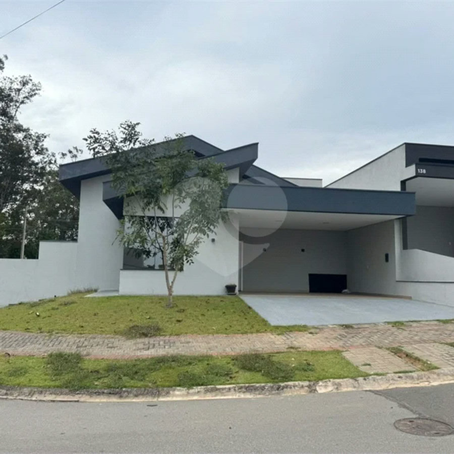 Indaiatuba- Sp - Condominio Jardim Laguna Venda -R$ 1.509.900,00 - locação - R$ 8.000,00 mais encargos - condominio - R$ 689,24 - Locação com seguro fiança ou 12 titulos de capitalização - Casa terrea - 183 ms de área construída, em um terreno de 341ms - .Casa nova de esquina, com vista privile