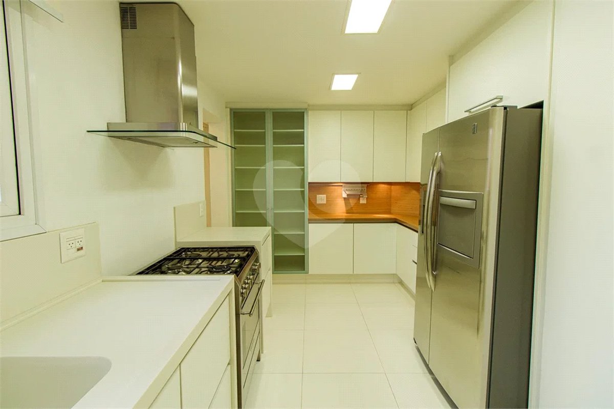 Apartamento à venda no Jardim América 2 Suítes e 3 vagas - 157 m²