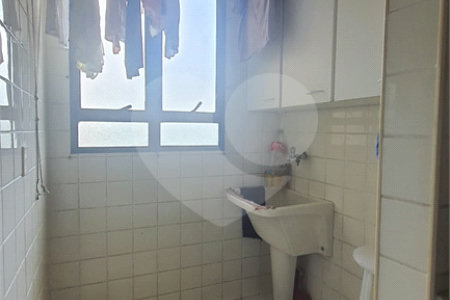 Apartamento à Venda no Residencial Itamaracá