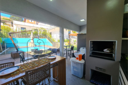 Casa com 4 dormitórios à venda, 214 m² por R$ 1.890.000 - Parque Arco Iris - Atibaia/SP