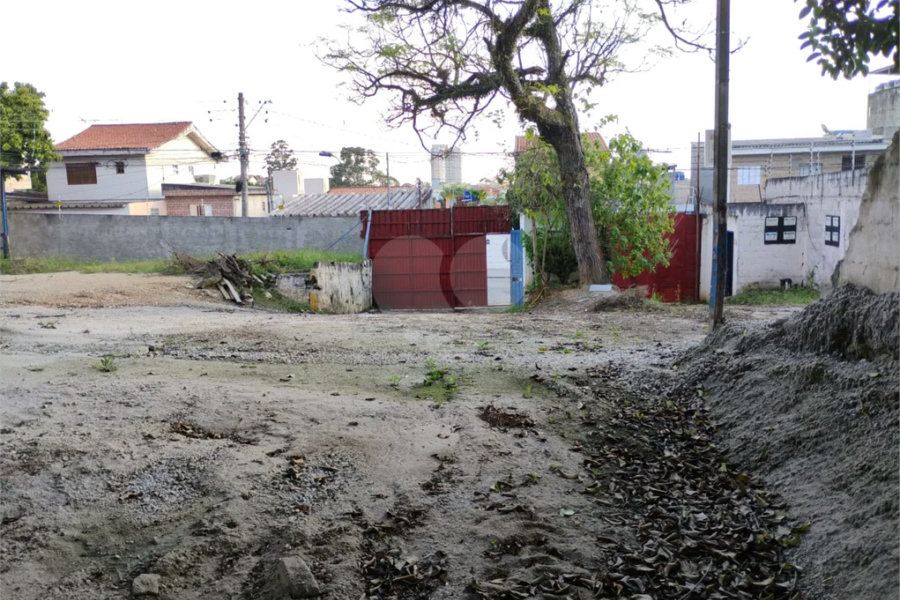 Aluga-se imóvel comercial na Zona Sul com 1500 m2