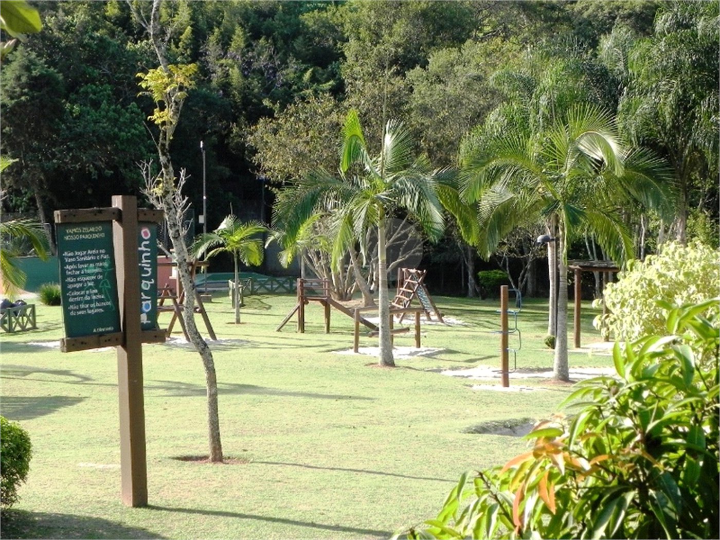 Casa á venda – Granja Viana