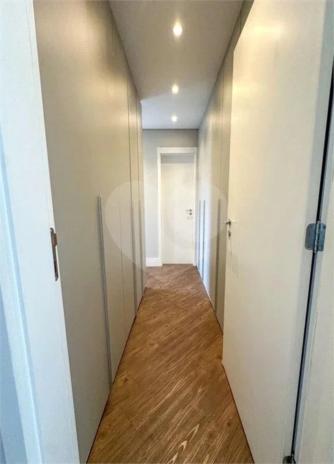 Apartamento de 106 m² no Auge Home Resort, porteira fechada, com 3 dormitórios, 1 suíte, varanda gourmet, 2 vagas, depósito e lazer completo.