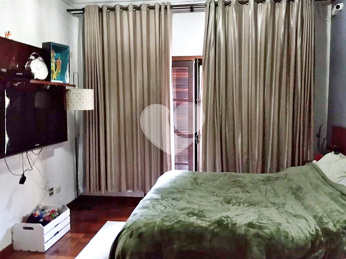 Sobrado Tremembé | 450m² | 3 Suítes | 4 Vagas | Espaço Gourmet | Lazer Completo