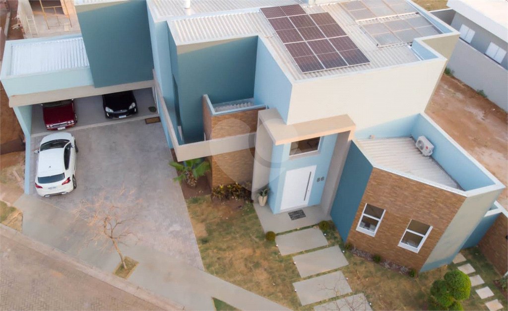 Sobrado de alto padrão no condomínio residencial Reserva Aquarela