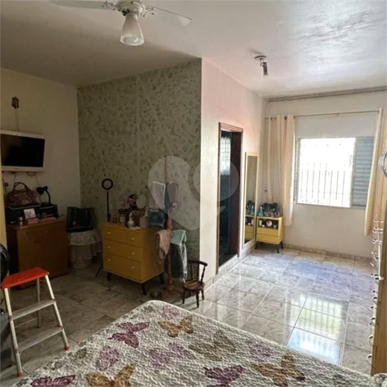Sobrado à venda com 4 quartos, sendo 2 suítes,  em Jardim Líbano, São Paulo, SP