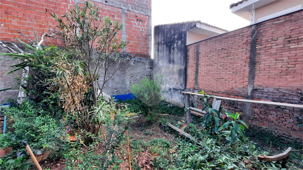 Terreno no Jardim Beatriz.