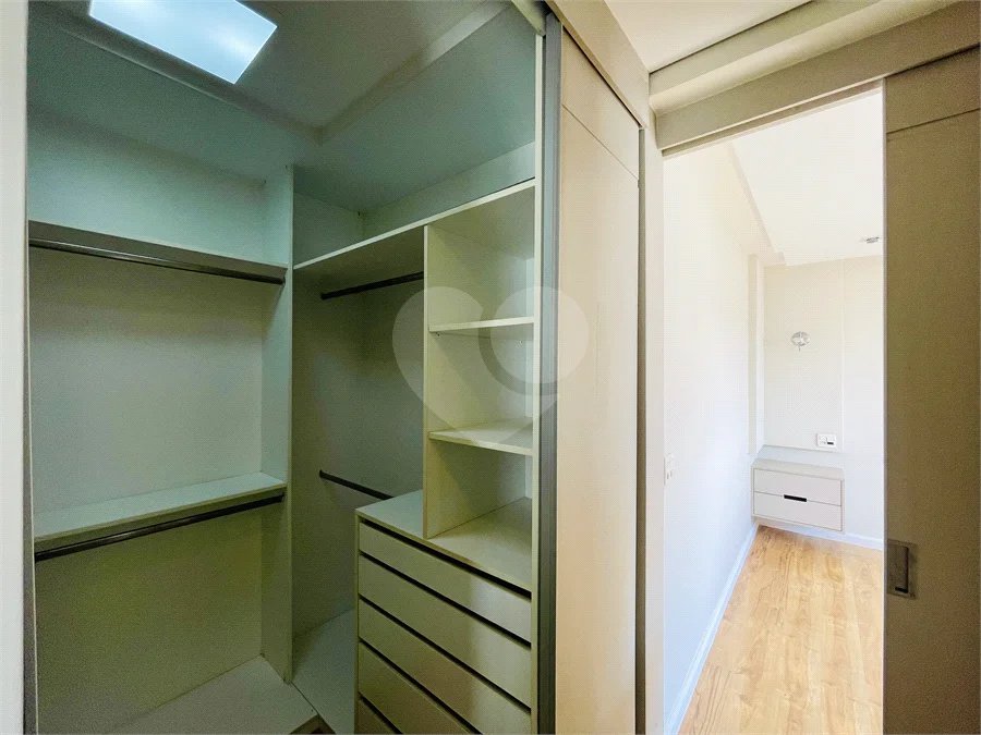 OPORTUNIDADE DE COMPRA NO DOMO HOME - 123 M² 3 DORMITORIOS SUITE COM CLOSET ANDAR ALTO!