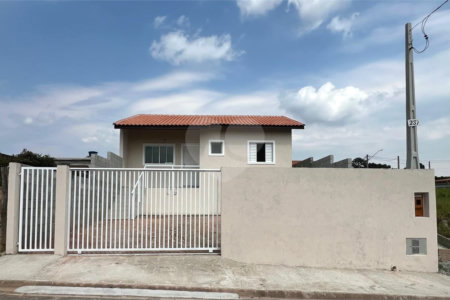 Casa localização privilegiada