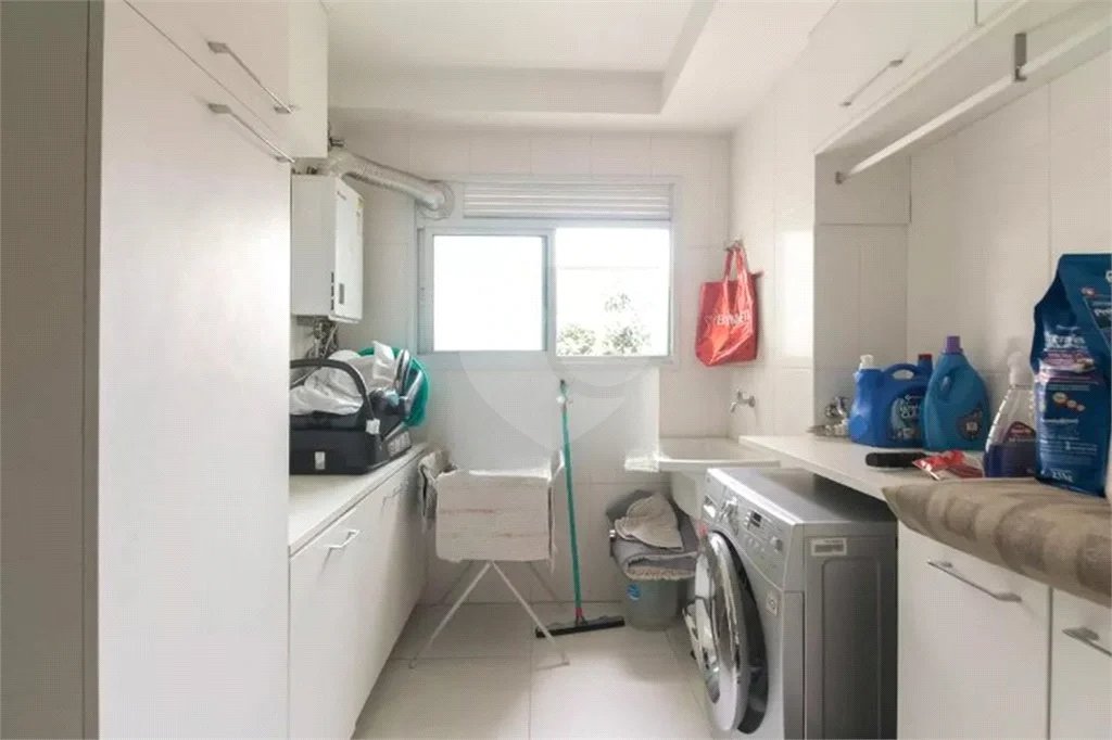 Apartamento na Mooca com 204m² amplo à venda 3 quartos, sendo 3 suítes, e 4 vagas