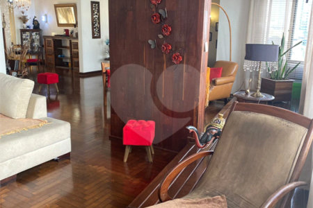 Apartamento à venda com 310m², 3 quartos e 1 vaga