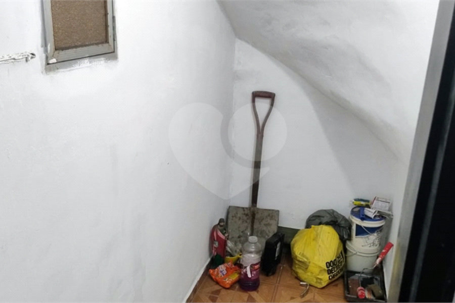 2 Casas – Bairro Aricanduva - c/ Salão Alugado – 56 m2 e 80 m2 – Terreno 5 x 25